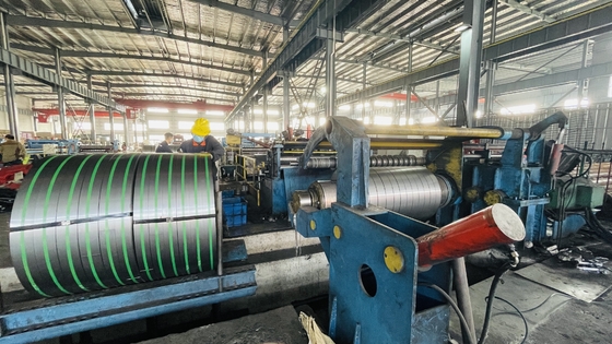 1800mm Automatic Steel Sheet Slitting Line Kecepatan Tinggi 30m / Min