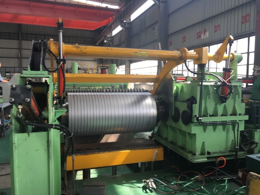 MA (0,4-2,0) X1300mm CNC cold roll slitting line dengan masa pakai peralatan desain lebih dari 20 tahun