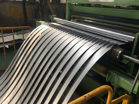 MA (0,4-2,0) X1300mm CNC cold roll slitting line dengan masa pakai peralatan desain lebih dari 20 tahun
