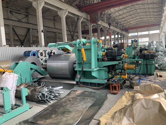 0,3-3mm Steel Coil Slitting Machine Dengan Five Roller Leveling