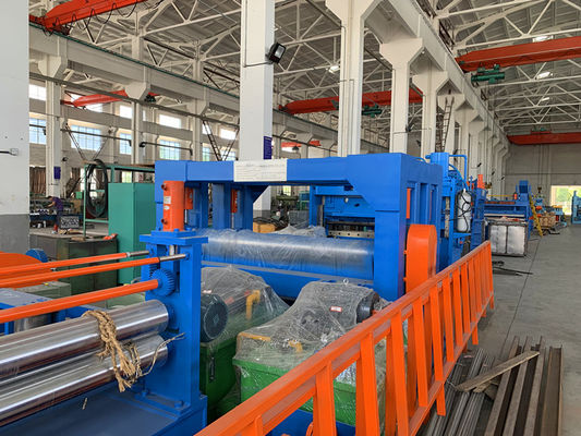 MA-(4-16)×2200mm Sheet Slitting Line digunakan untuk material cold rolling, akurasi pemotongan kecepatan tinggi kurang dari 0,05mm.