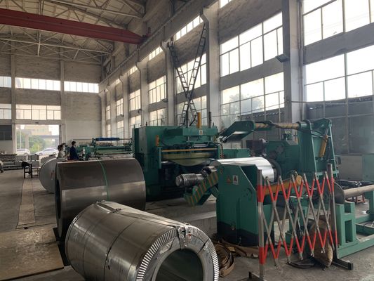 Garis Menggorok Lembaran Tebal 3-12mm Dengan Decoiler Hidrolik Tipe Berat