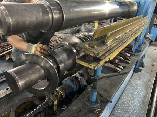 Mesin Penggorok Kecepatan Tinggi 60m / mnt Dengan Decoiler Hidraulik Berat