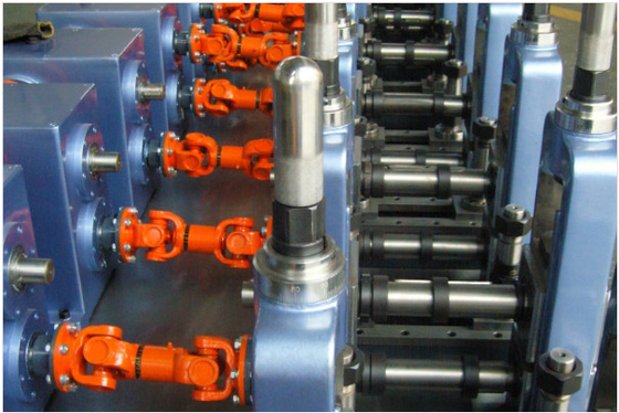 Carbon High Frequency Welded Pipe Mill Membuat Tabung Persegi Persegi Panjang